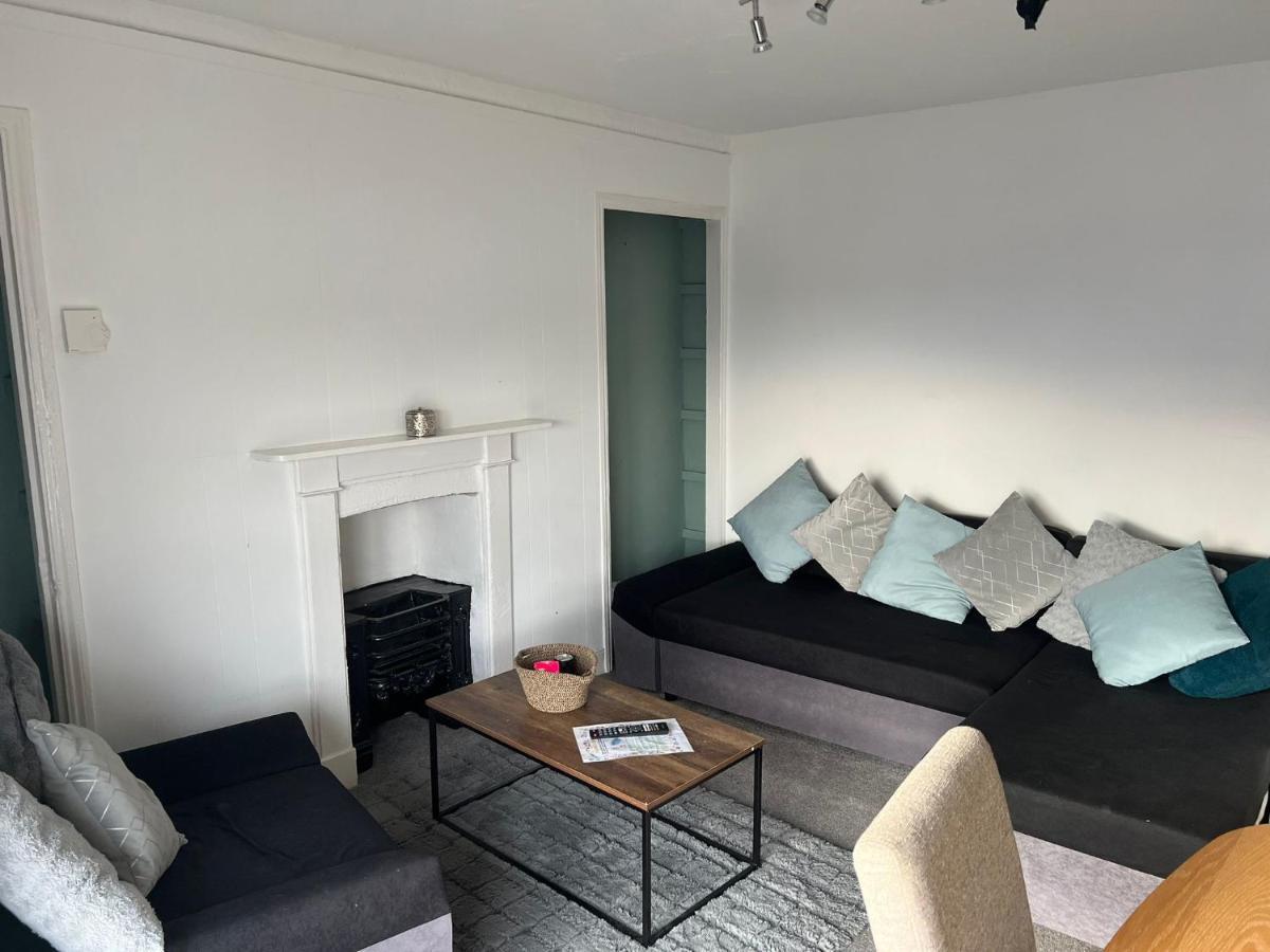 Topzy-Turvy - 1 Bedroom Apartment Swansea Eksteriør billede